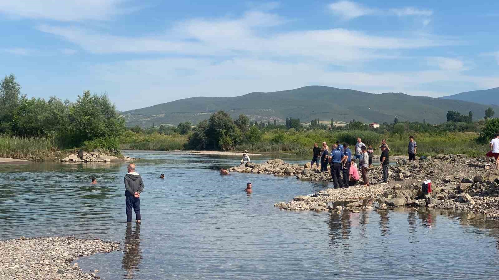 Tokat'ta serinlemek isteyen genç boğuldu