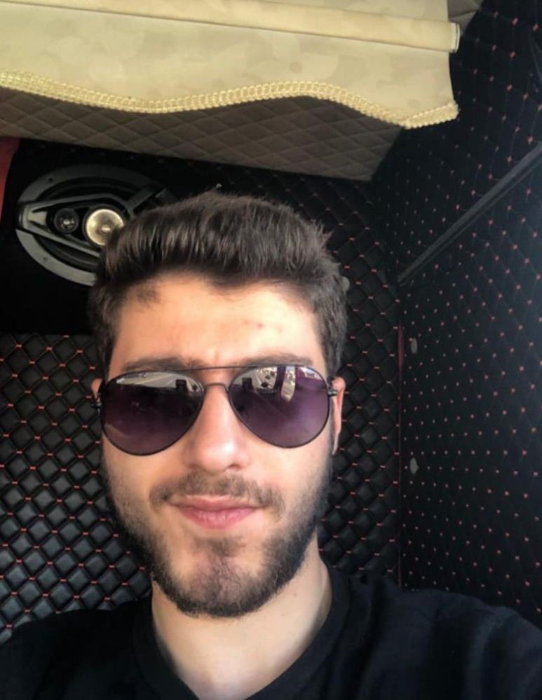 Oldumu oluyor , tarlada devrilen elektrik telleri ölüme yol açtı
