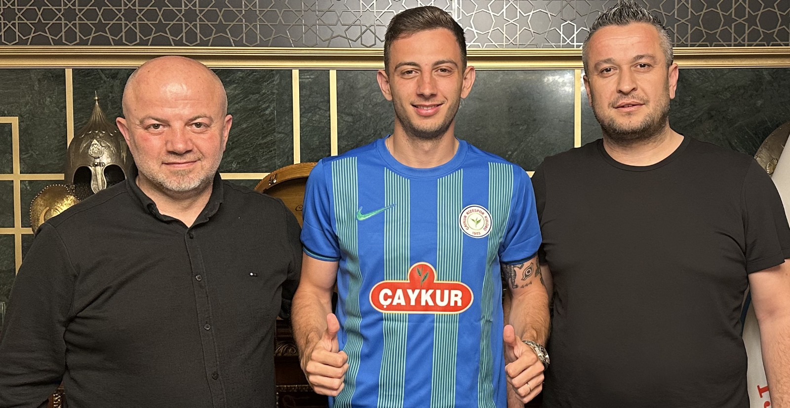 Ç.Rizespor Bombayı patlattı , Yunan orta saha oyuncusu imzayı attı