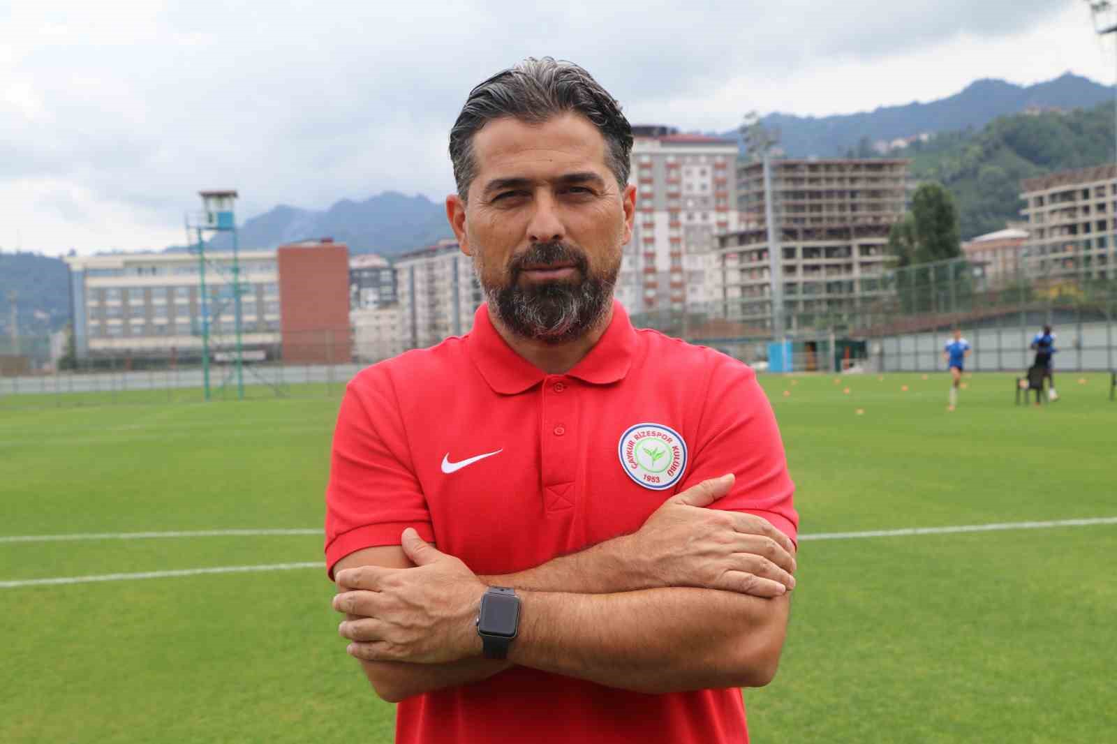 Çaykur Rizespor Teknik Patronu İlhan Palut: "en Az 3 Transfer Daha Yapmayı Düşünüyoruz"