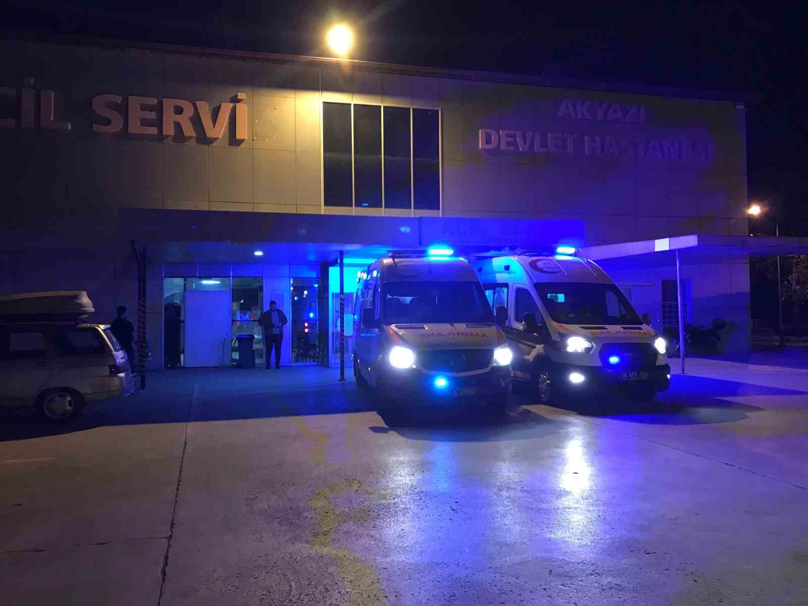 Sakarya'da Dedesi 25 Yaşındaki Torununu Bıçakladı