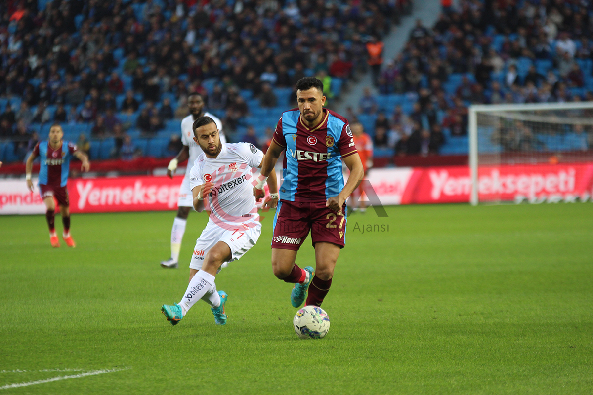 Trabzonspor, İsviçre deplasmanında St. Gallen ile golsüz berabere kaldı.