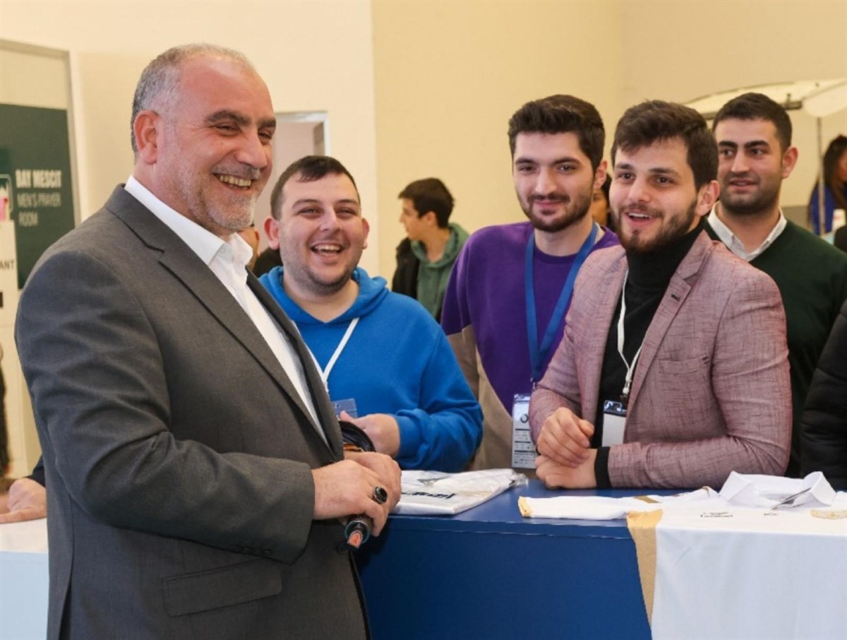 Canik’ten Üniversiteyi Kazanan Tüm Öğrencilere Burs