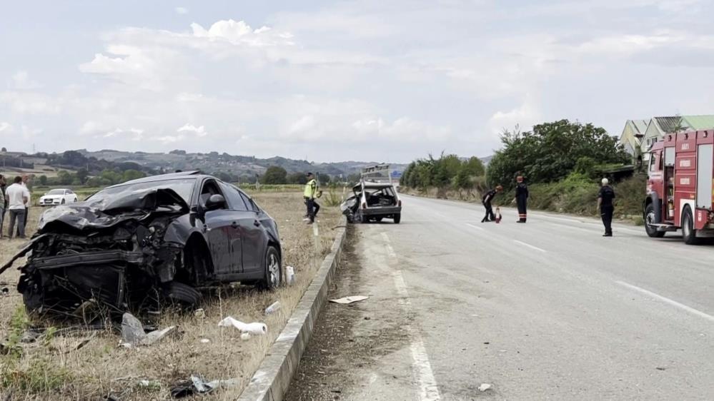 Sakarya’da Duble Yolda Kaza: 1 Ölü, 1 Yaralı