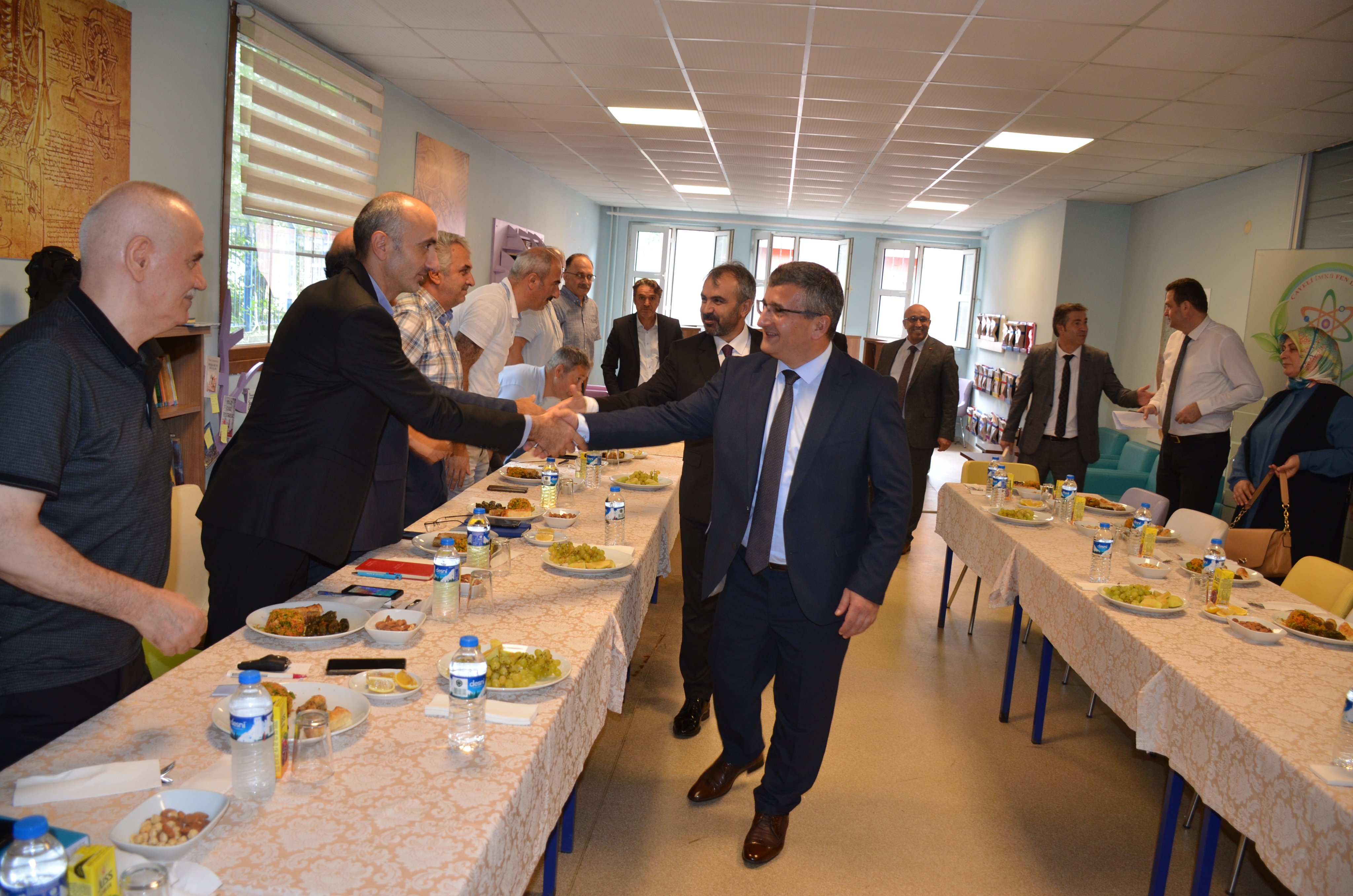 Milli Eğitim Bakanlığı Ortaöğretim Genel Müdürü Rize'deki Ortaöğretim Okulları Müdürleriyle Toplantı Gerçekleştirdi