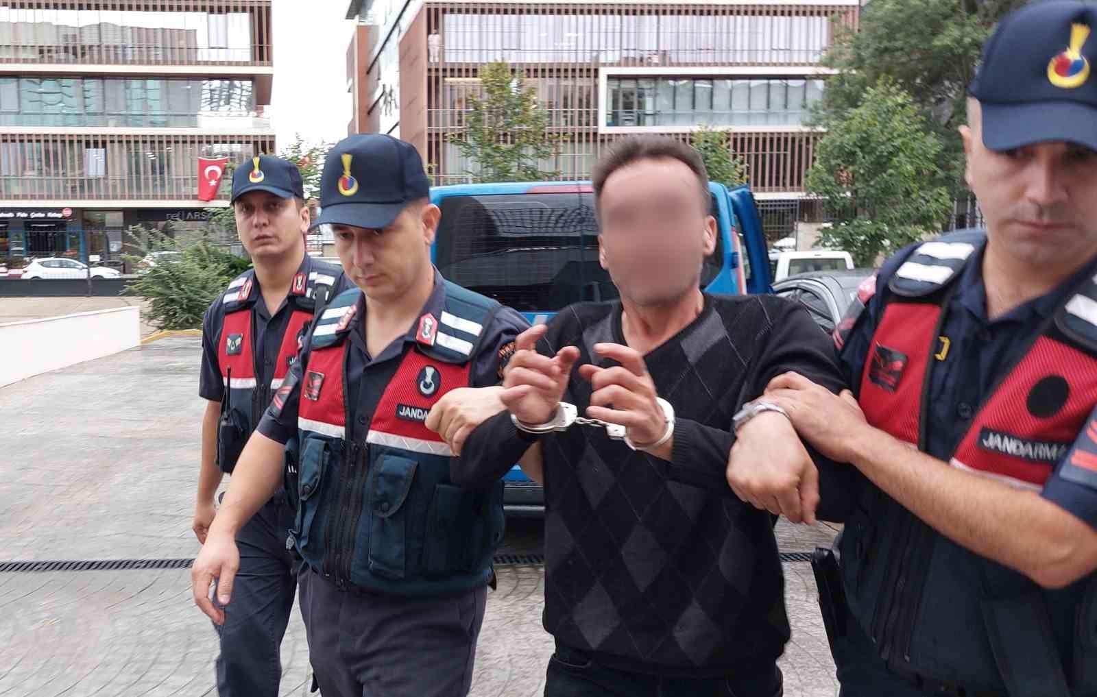 Samsun’da 15 Yıl Hapis Cezasıyla 3 Yıldır Aranan Şahıs 10 Kilo Kubar Esrarla Yakalandı