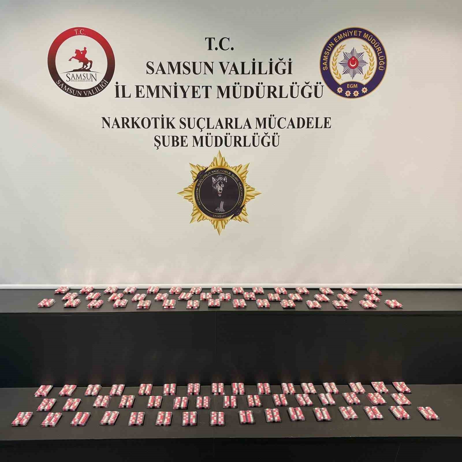 Samsun’da Bir Evde Bin 143 Adet Sentetik Ecza Ele Geçirildi