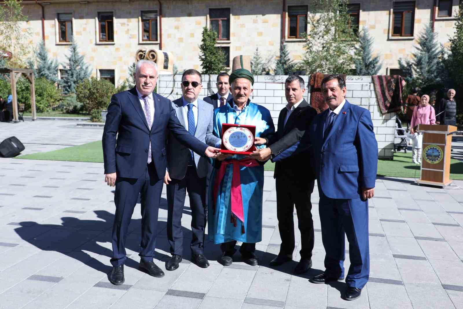 Bayburt’ta Yılın Ahisi kim seçildi ?