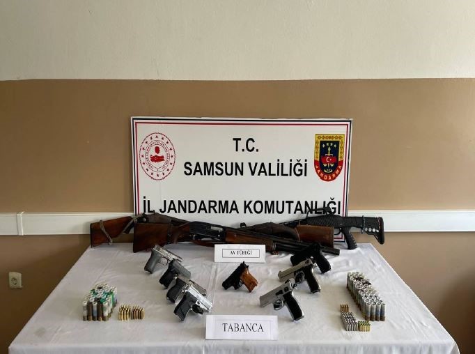 Samsun Polisi, 1 Ayda 582 Aranan Şahsı Yakaladı