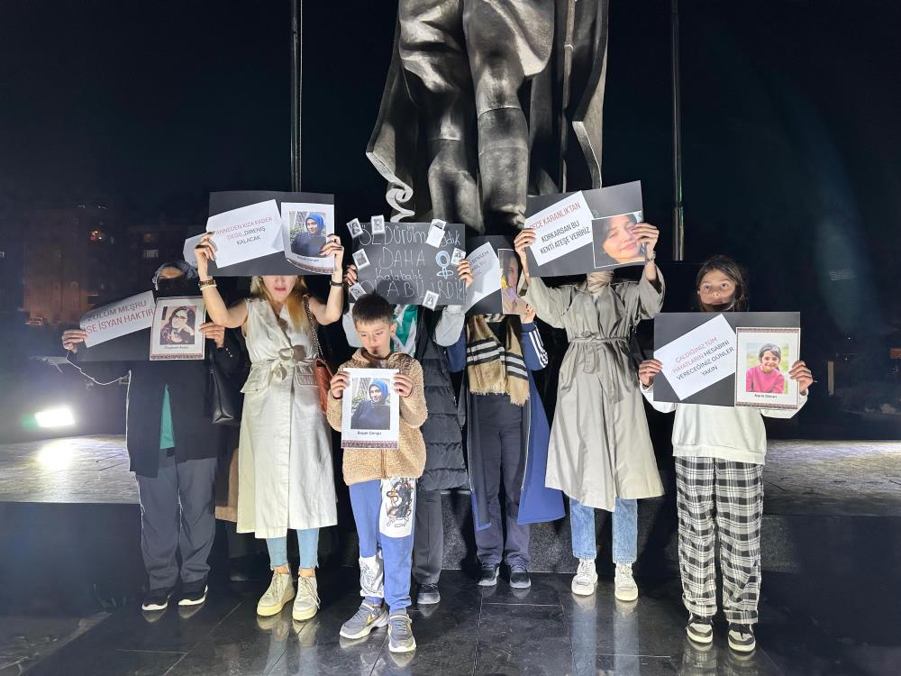 Rize’de Kadına Şiddete Karşı Protesto Yapıldı