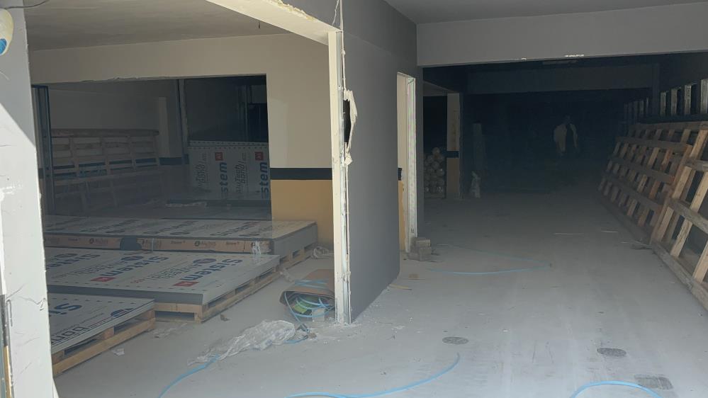 Bolu'da 2 İşçi Alüminyum Levha Altında Kaldı