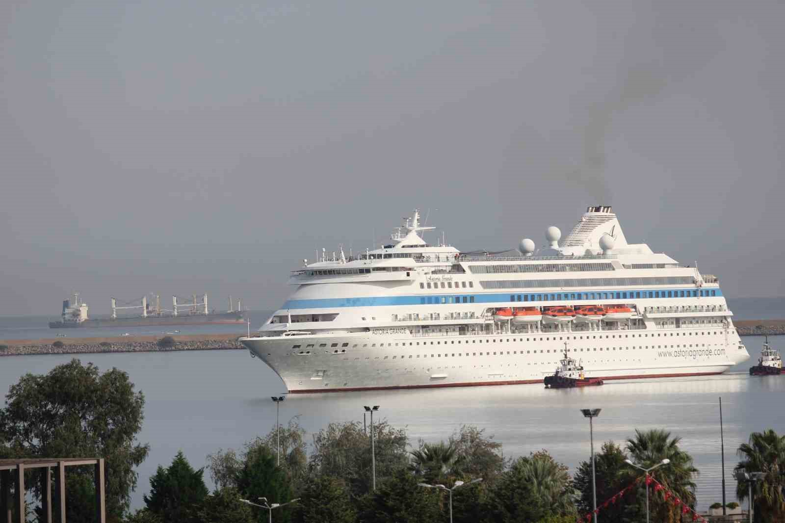 Samsun'a Rus turist akını devam ediyor