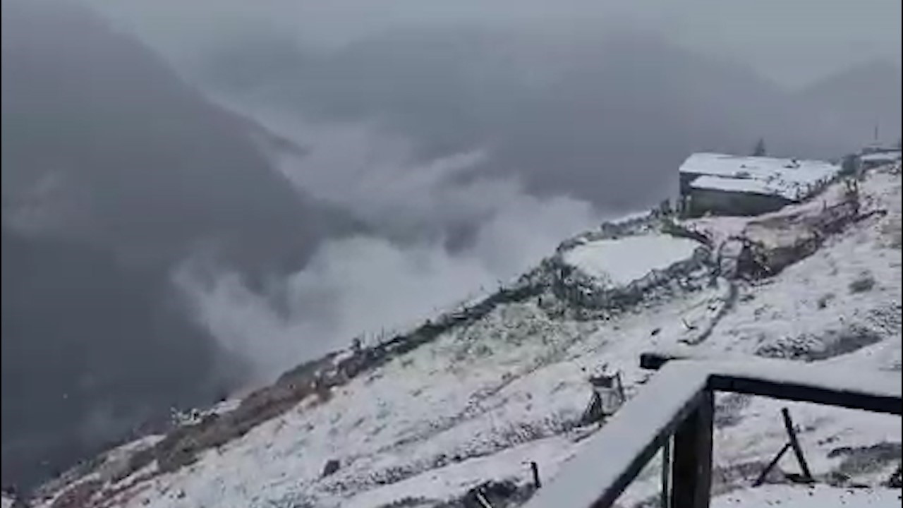 Rize'nin yüksek kesimlerinde kar kendini gösterdi