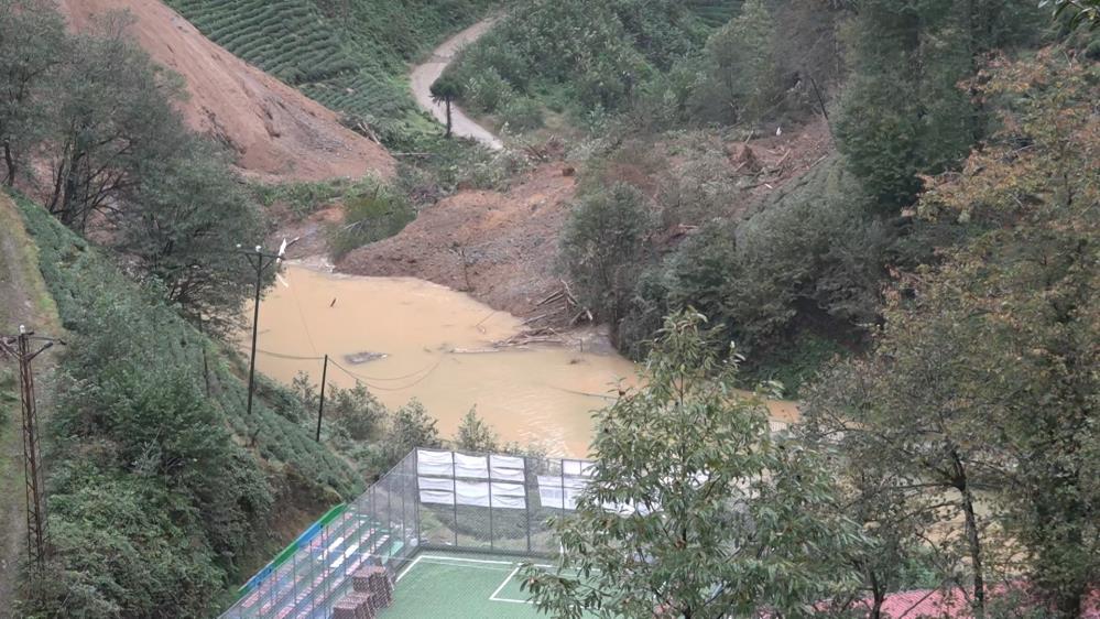 Rize Çayeli'ndeki selde korku dolu anlar yaşandı