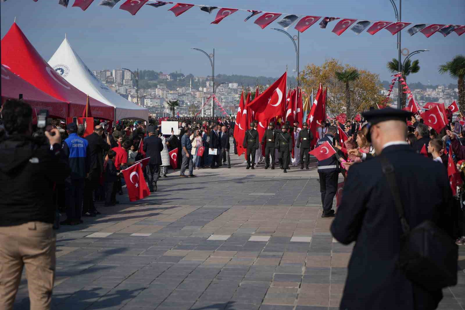 Samsun’da Cumhuriyet’in 101. Yılı Coşkuyla Kutlandı