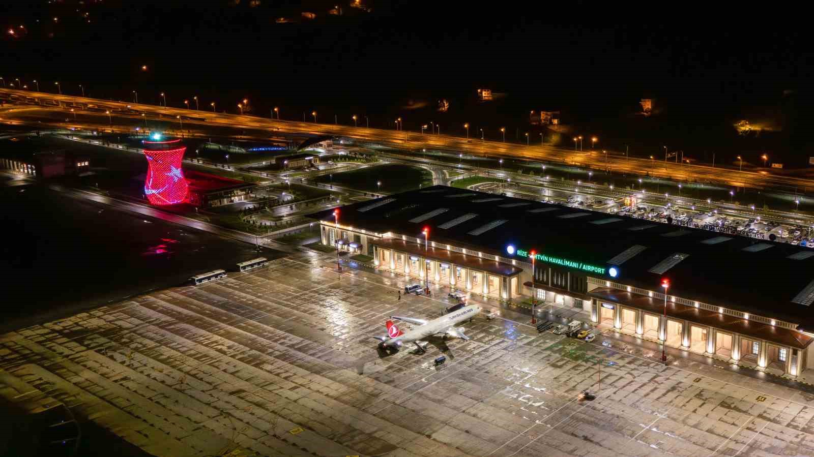 Ulaştırma Ve Altyapı Bakanı Abdulkadir Uraloğlu; Rize-Artvin Havalimanı’na Yeni Pist Aydınlatma Sistemine Yükseltildi