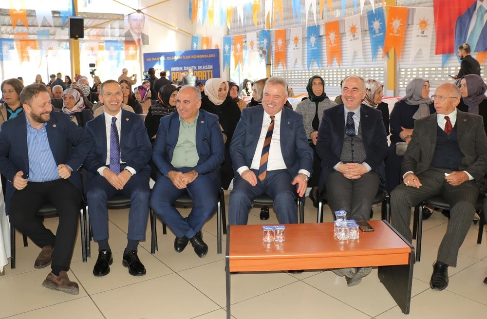 AK PARTİ PAZAR VE FINDIKLI İLÇE KONGRELERİ GERÇEKLEŞTİRİLDİ