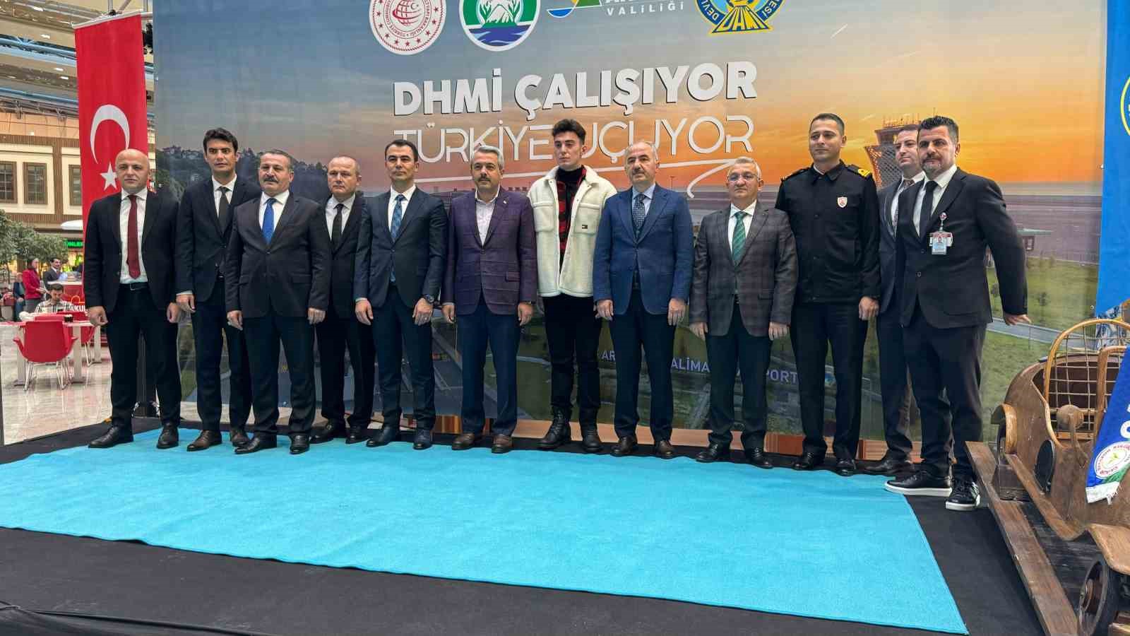 Rize-artvin Havalimanı Yolcu sayısıyla kendini kanıtladı