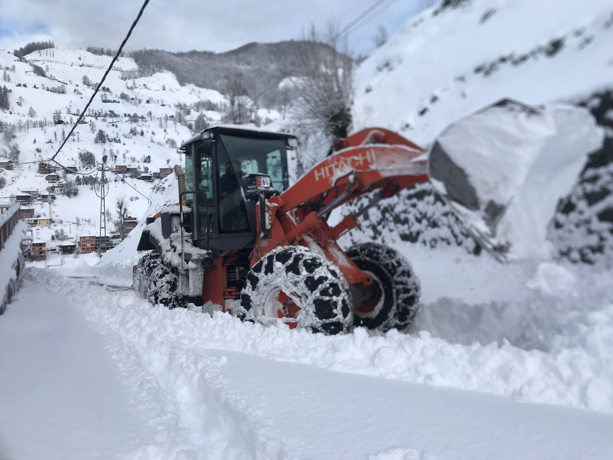 Rize’de 38 Köy Yolu Ulaşıma Kapandı