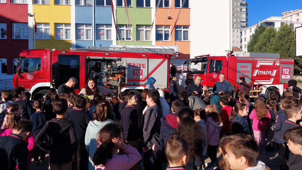 Samsun'da Okulda Yangın Paniği