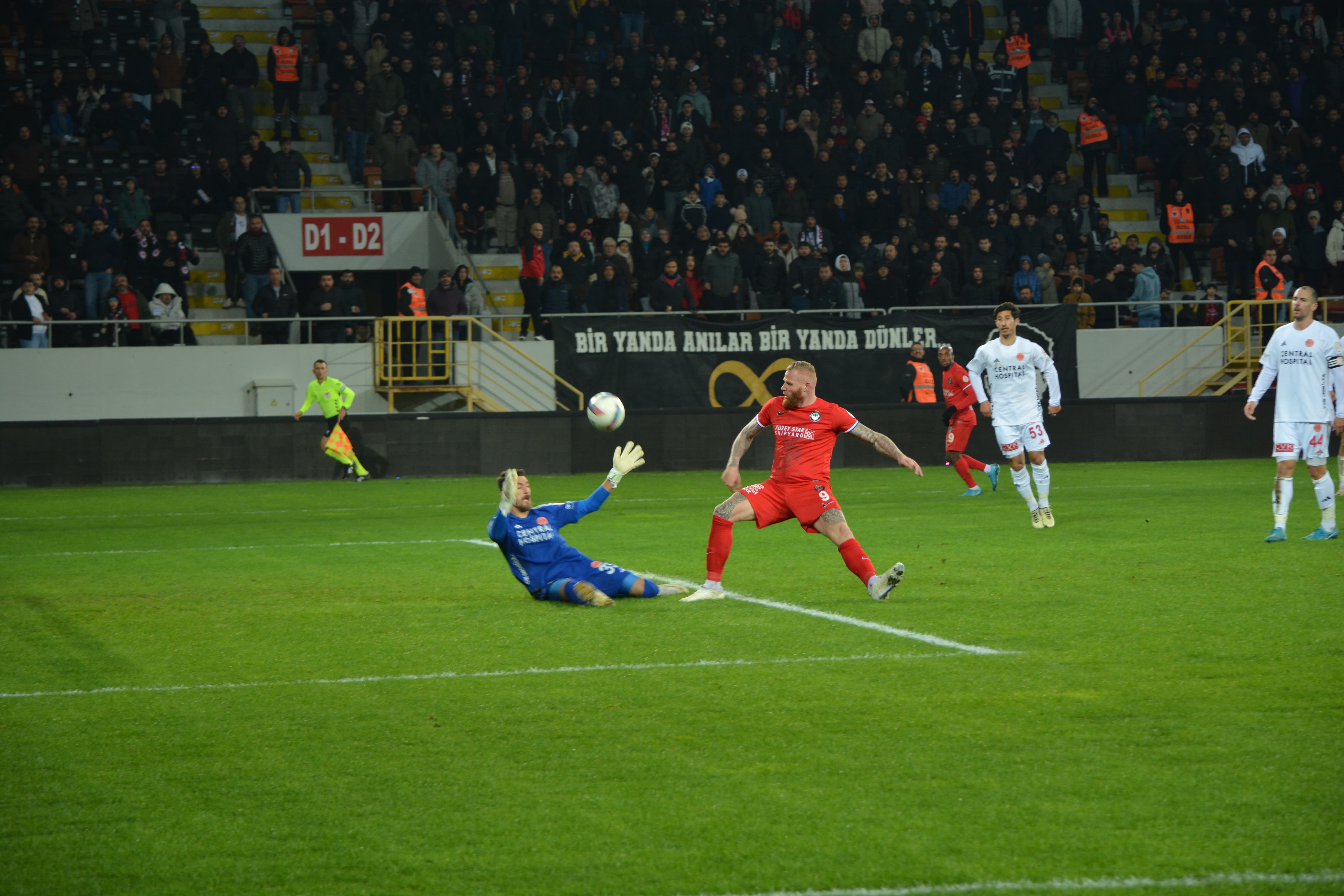 Trendyol 1. Lig: Çorum Fk: 3 - Ümraniyespor: 1
