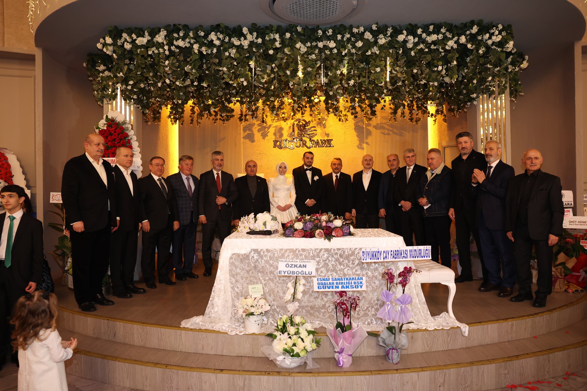 Çaykur Genel Müdürü Yusuf Ziya Alim'in kızı dünya evine girdi