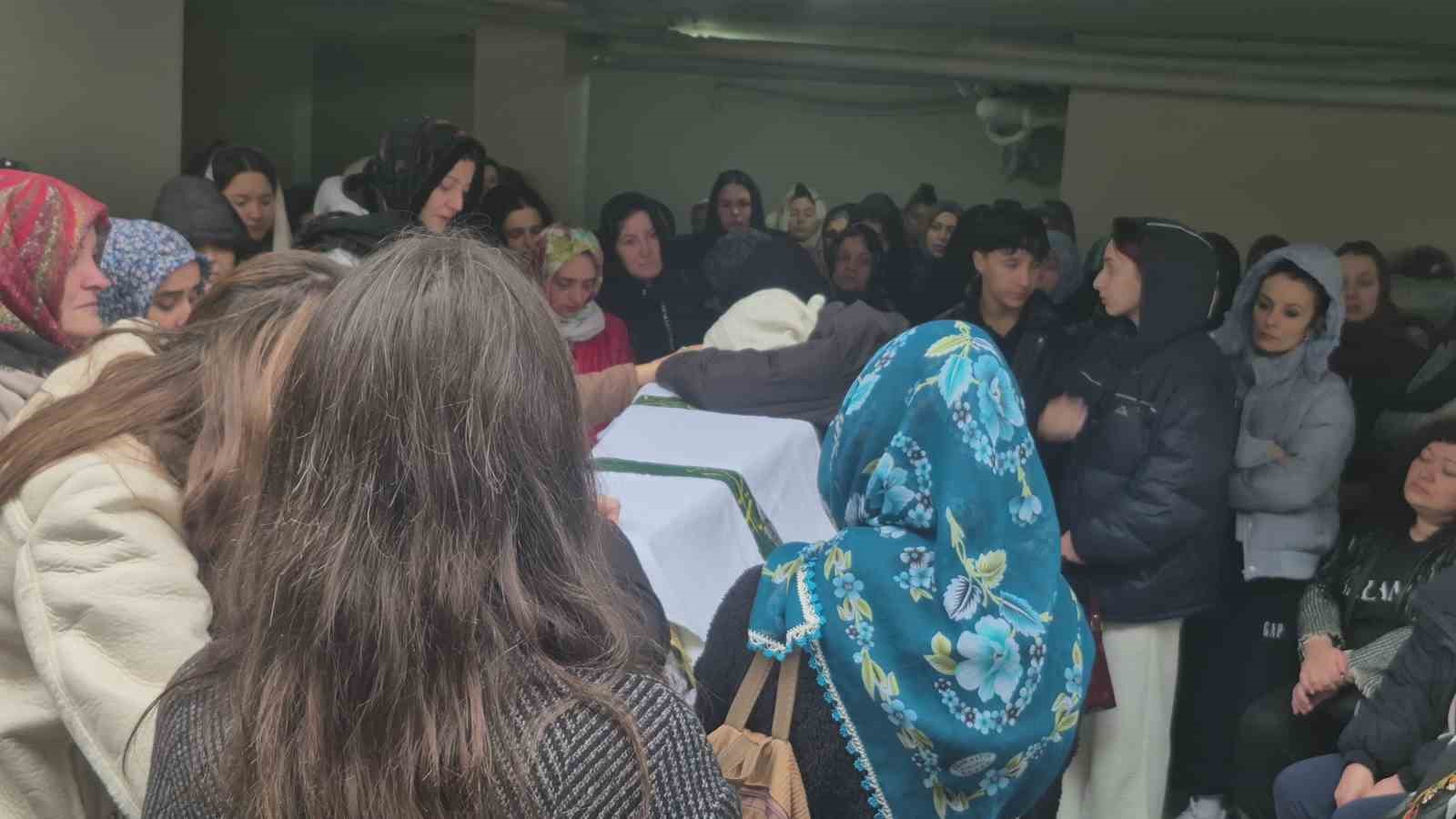 Bolu’daki Otel Yangınında Hayatını Kaybeden Şevval Şahin Son Yolculuğuna Uğurlanıyor