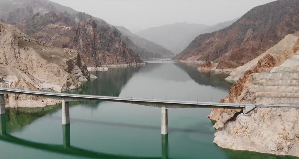Yusufeli'nde 'kayan viyadük' için ölçüm cihazları takıldı
