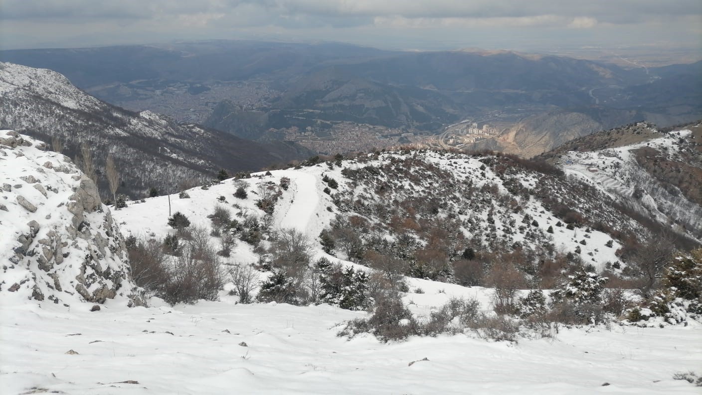 Amasya’da 18 Köy Yolu Ulaşıma Kapandı
