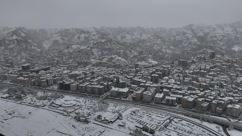 Rize'de Kar Tatili: Eğitim ve Kurslara 2 Gün Ara Verildi