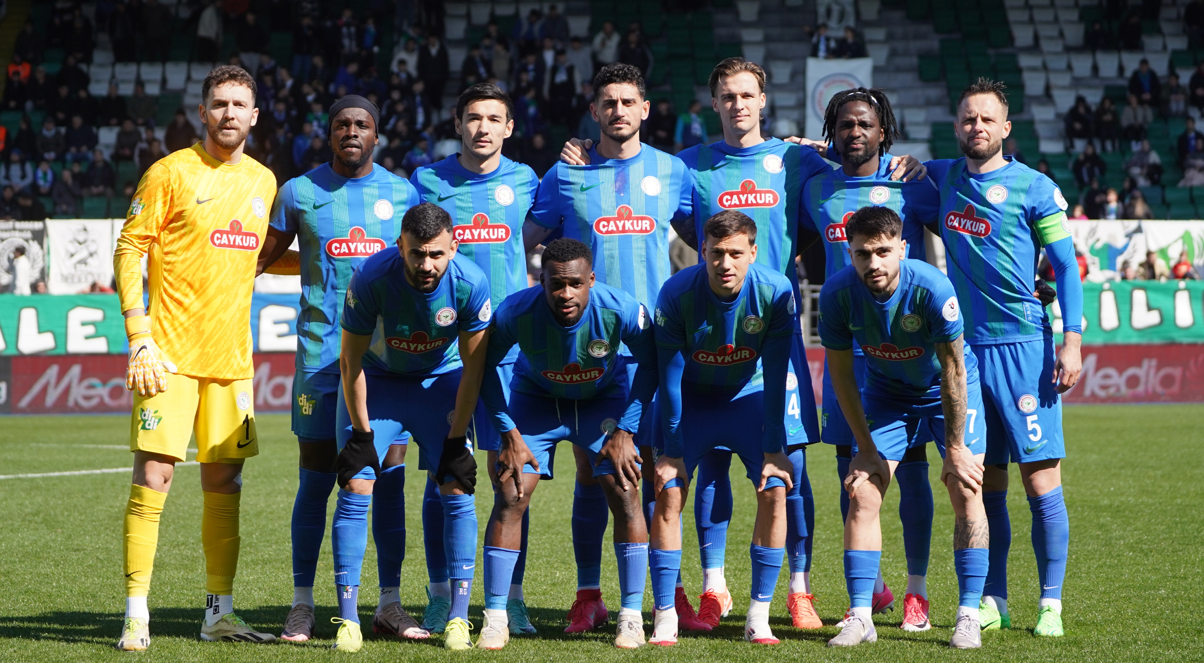 Ç.Rizespor Rachid Ghezzal'lin süper golüyle öne geçti maçı 3 - 1 kazandı