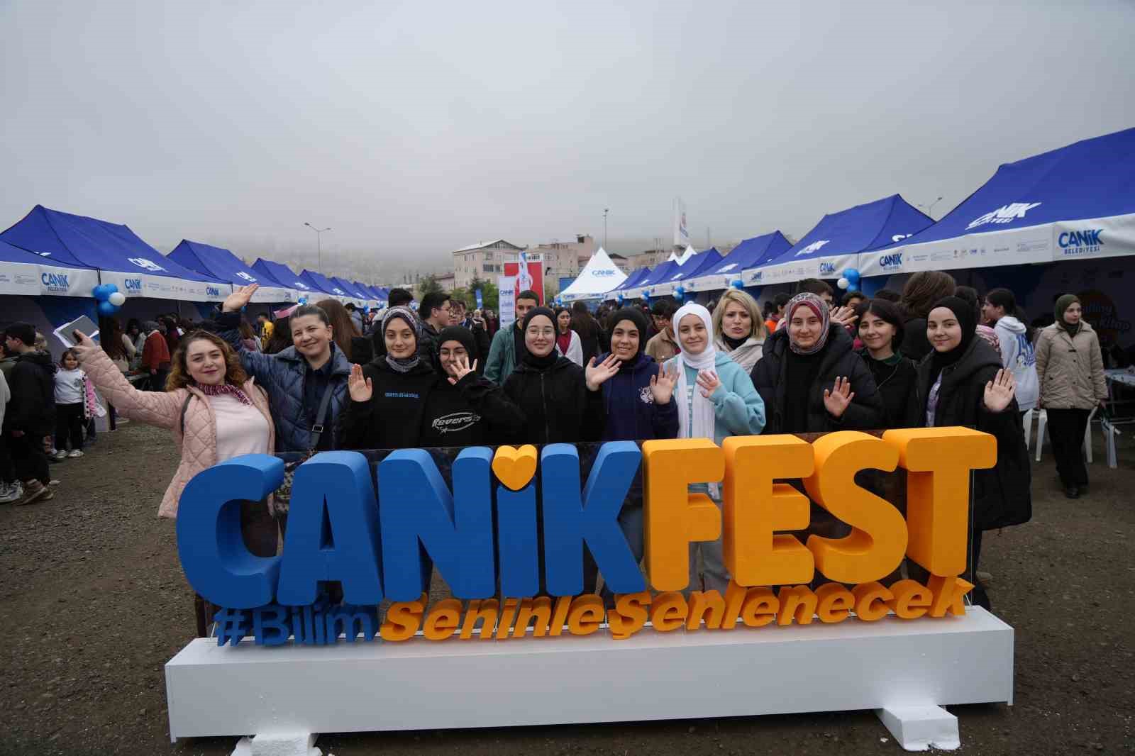 Karadeniz’in En Büyük Bilim Festivali Canikfest Başladı