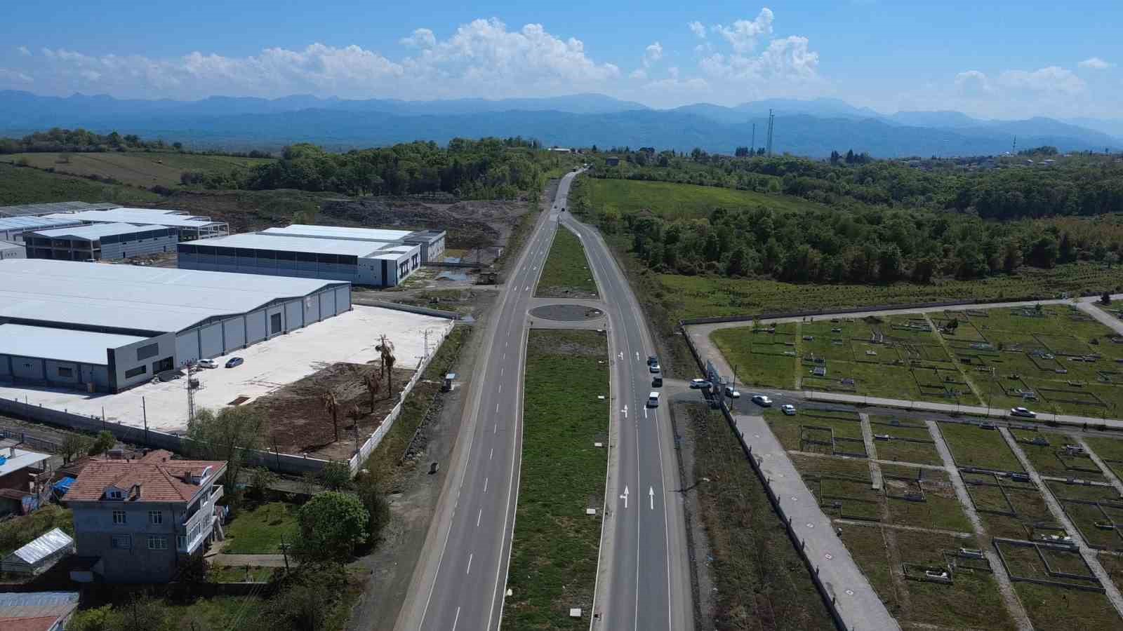 Samsun Çarşamba'da Çift Şerit Bitiyor, Tehlike Başlıyor