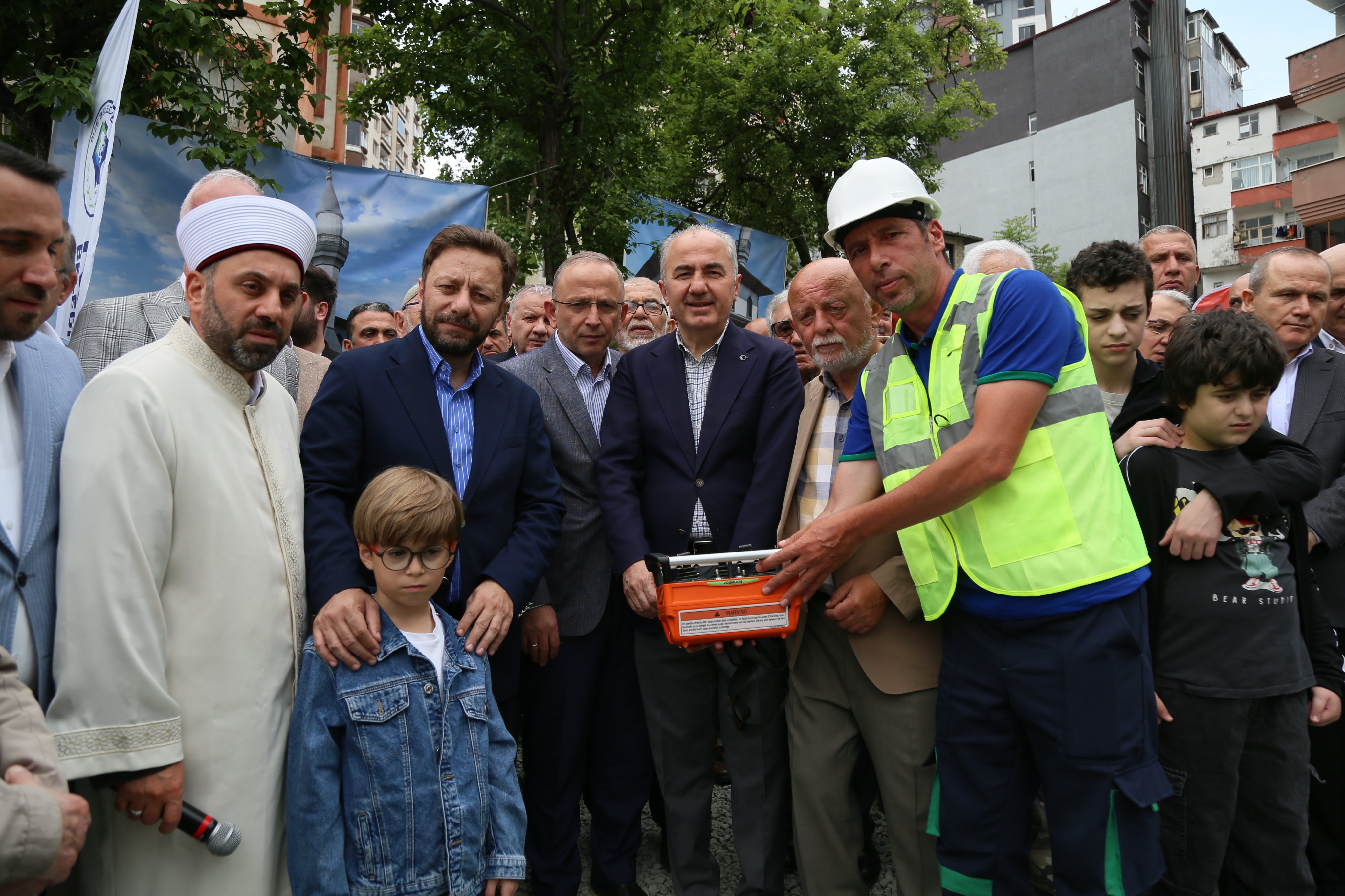 Rize Merkez Çarşı Mahallesi Camii İçin Temel Atma Töreni Gerçekleştirildi