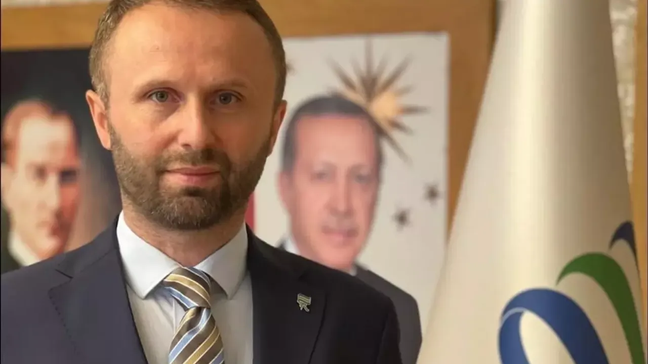 RTEÜ Rektörü Prof. Dr. Yılmaz, Türkiye'nin Zirvesinde: "Eşsiz Bilim İnsanı" Unvanını Aldı