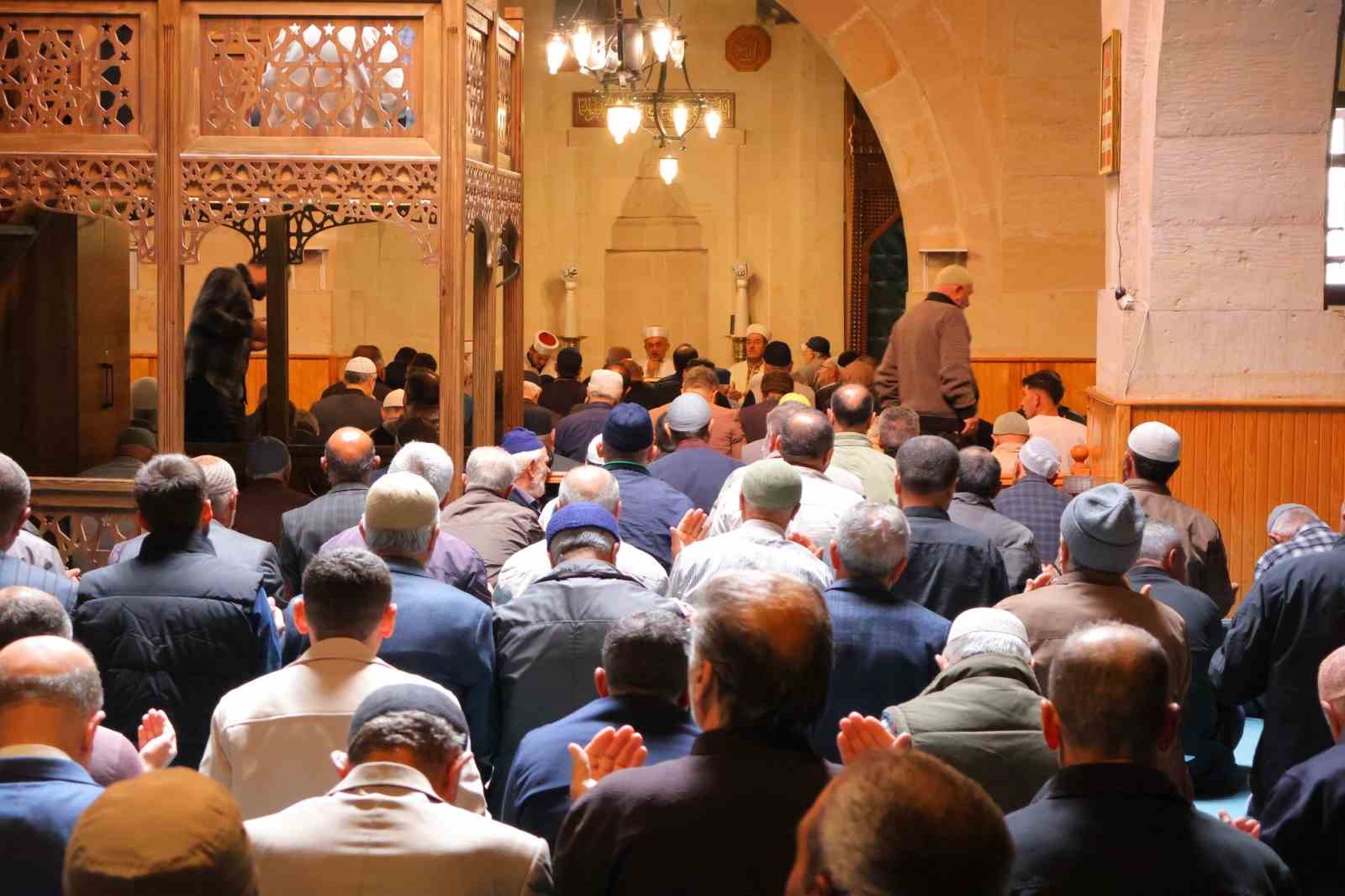 Ulu Cami’de Kur’an Ziyafeti