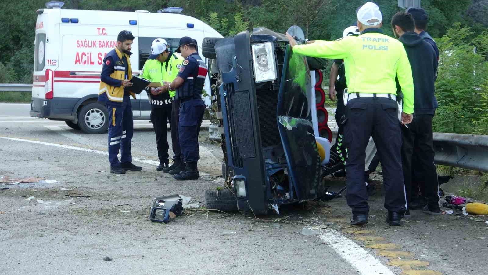 Giresun’da Trafik Kazası: 2 Genç Kız Yaralandı