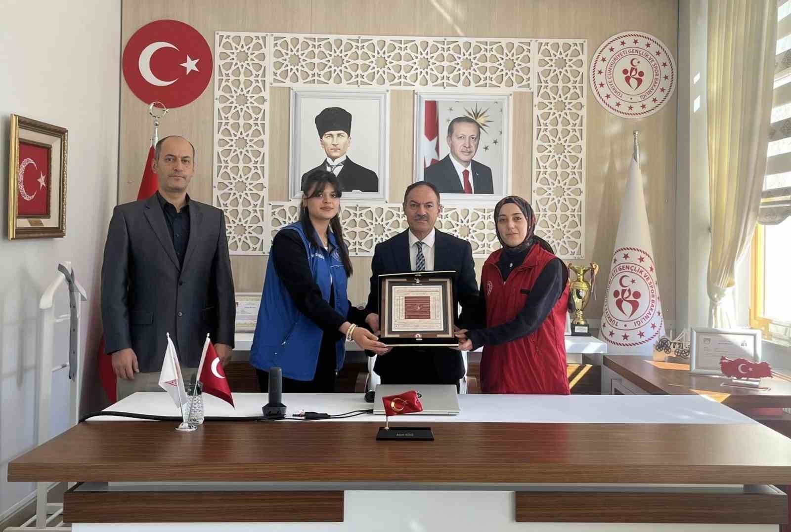 Kırşehir’den Gönderilen Ahi Sancağı Bayburt’a Ulaştı