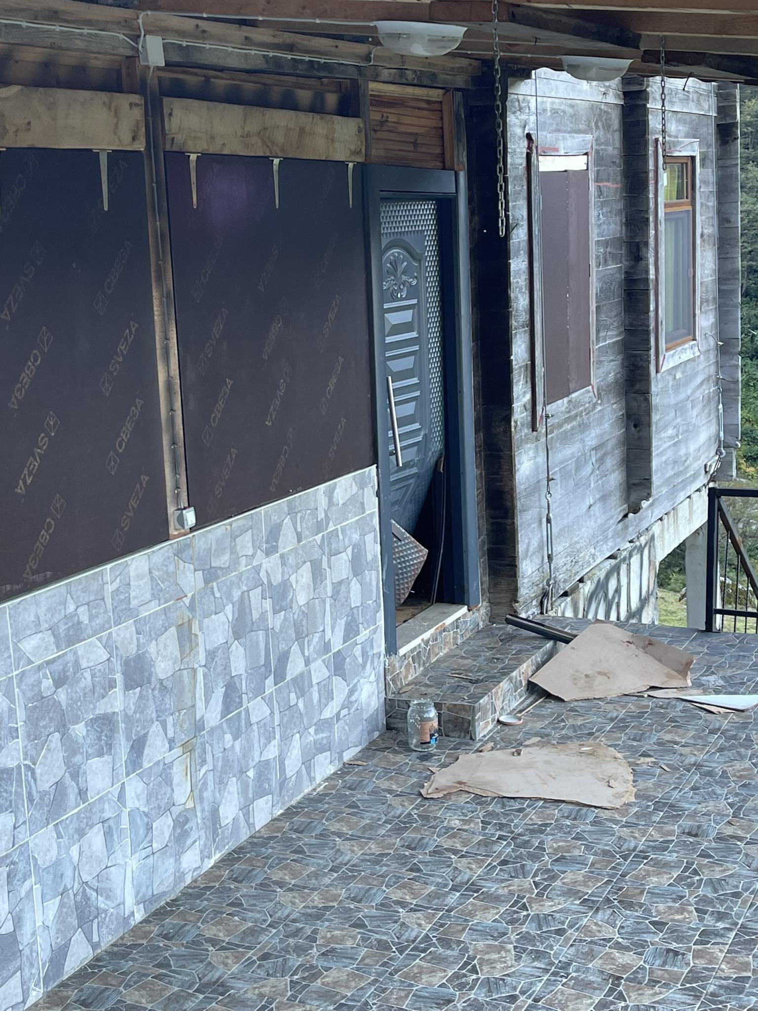 Rize’nin Çamlıhemşin İlçesinde Ayı Dehşeti: Yaylalarda Alarm Durumu