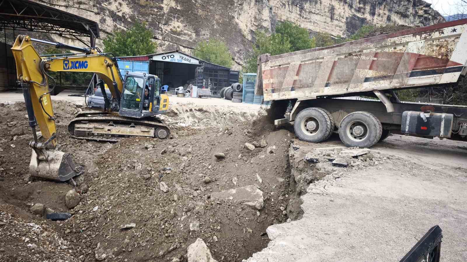 3 Ton Altın Umudu İle Kazdılar Ama Hayal Kırıklığına Uğradılar