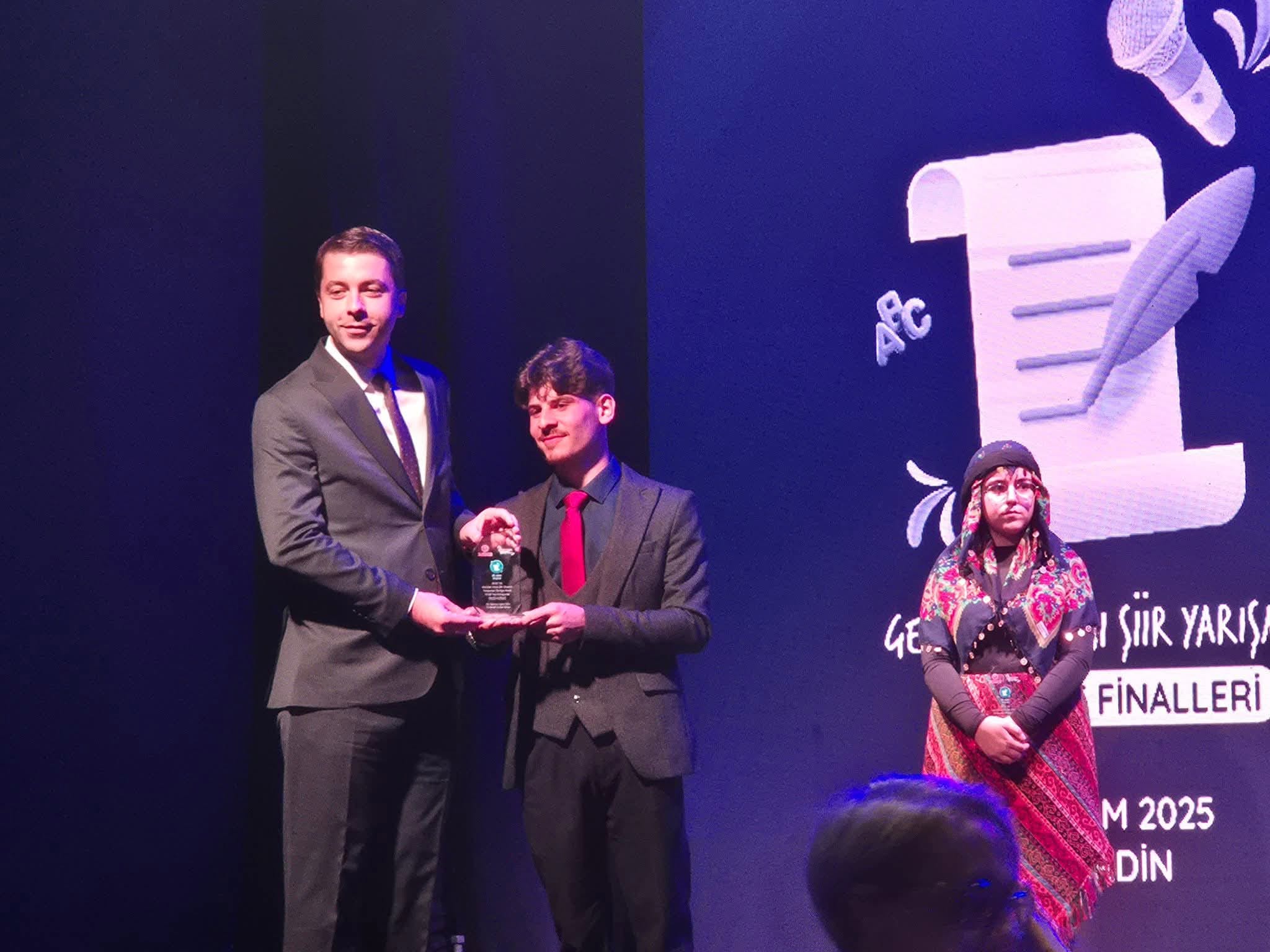 Rizeli Öğrenci Ömer Hamza Ayhan Türkiye 3.’sü Oldu