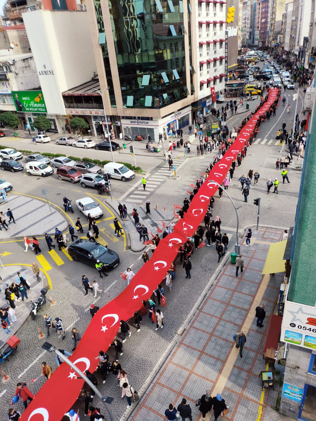 Rize’de Cumhuriyetin 102. Yılı Coşkuyla Kutlanıyor