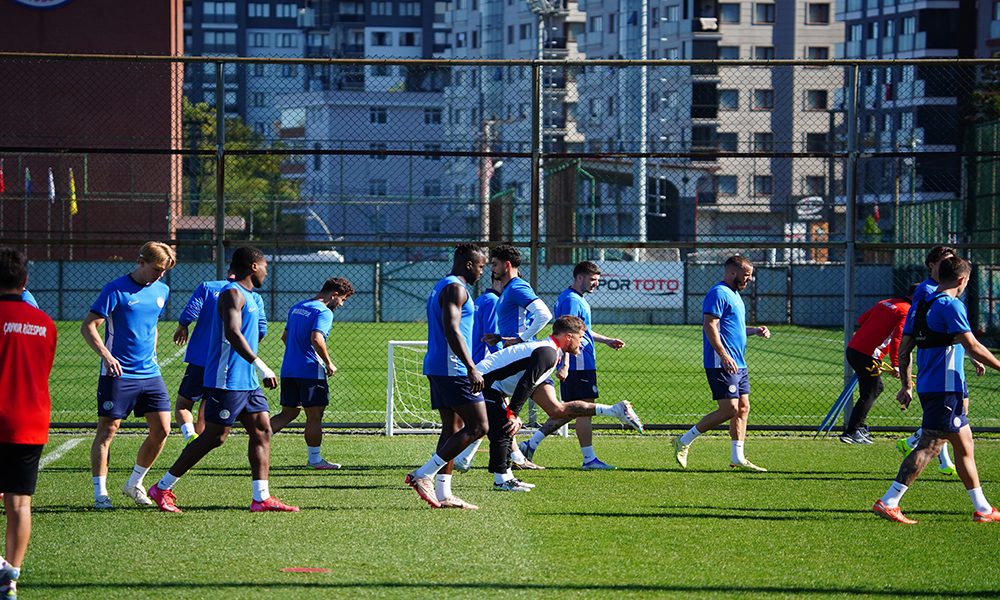 Çaykur Rizespor, Fatih Karagümrük Maçı Hazırlıklarına Başladı