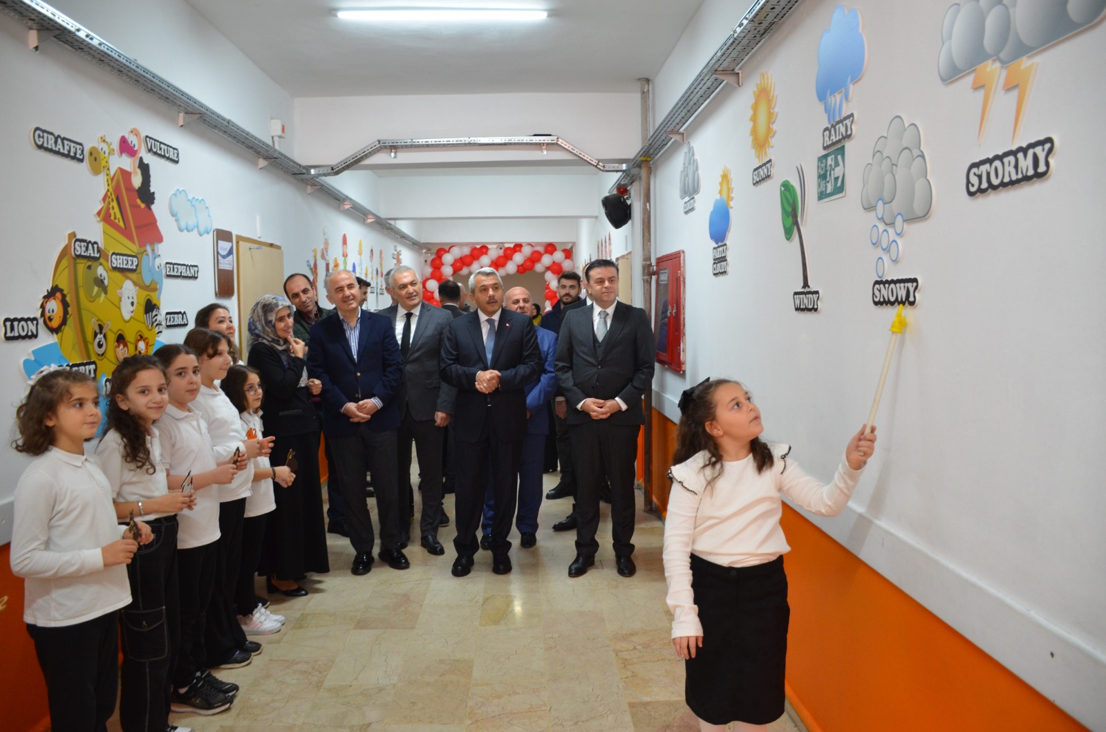 Rize’de TOBB İlkokulunda İngilizce Sokağı Açılışı Gerçekleştirildi