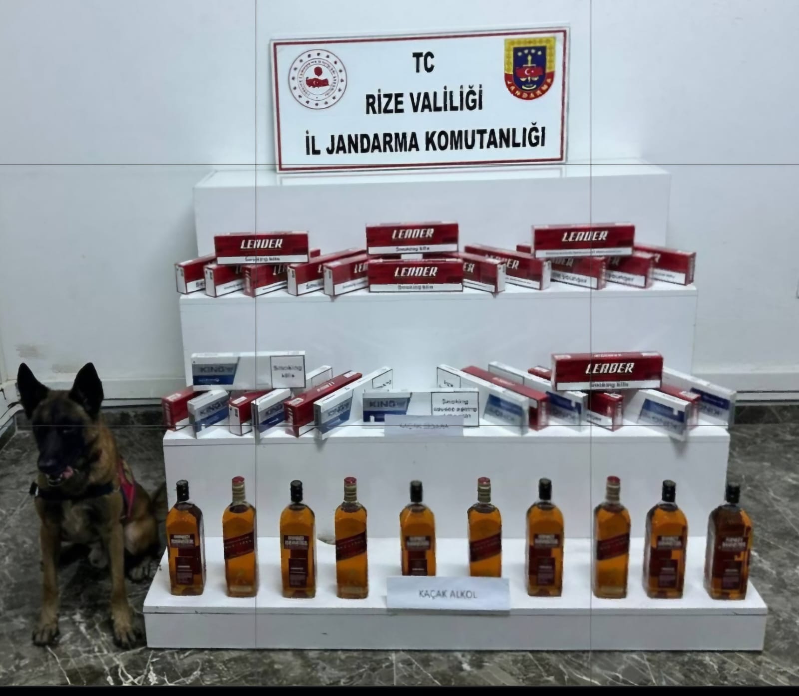 Fındıklı’da Yol Kontrolünde Kaçak Sigara ve İçki Ele Geçirildi