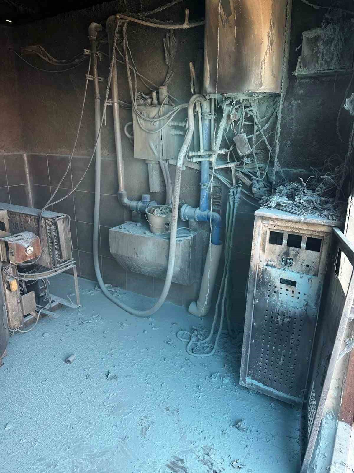 Sakarya’da Ahırda Yangın: 400 Bin Liralık Zarar Meydana Geldi