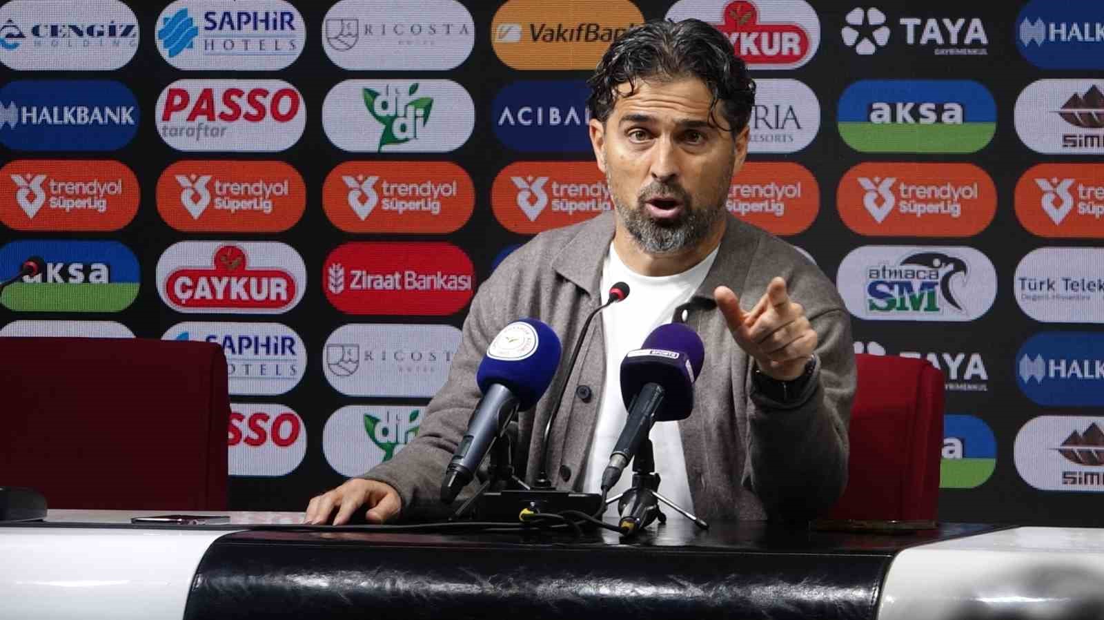 Ç.Rizespor Teknik direktörü ilhan palut istifa etti