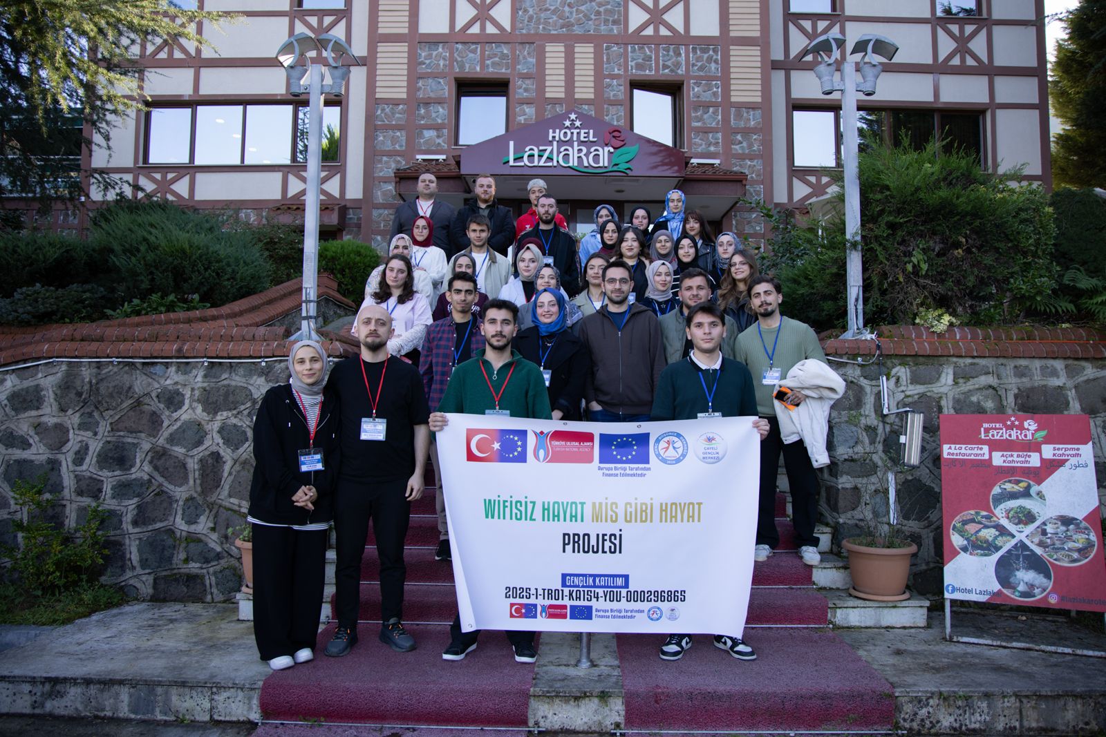 Rize’de gençlerin sosyal medya bağımlılığı araştırılıyor