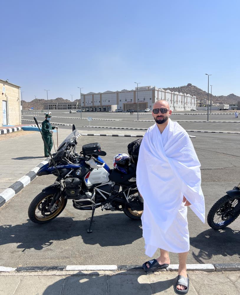 Trabzonlu İki Arkadaşın İki Teker Üzerinde ‘umre’ Serüveni