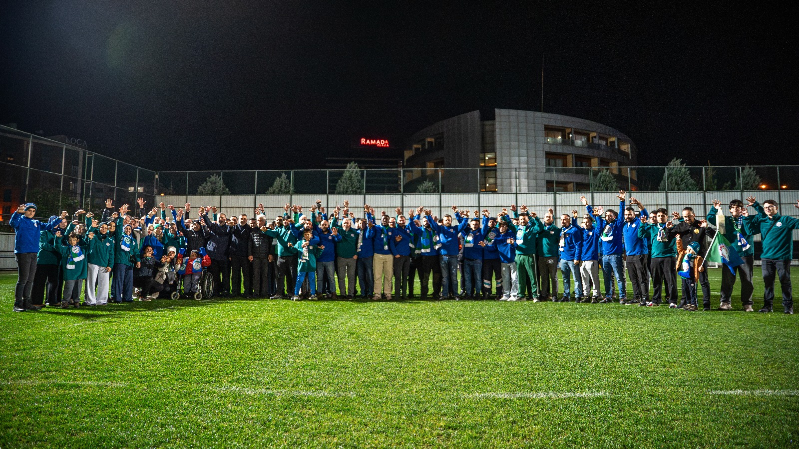 Çaykur Rizespor’da Eyüpspor Maçı Öncesi Antrenmana Moral Ziyareti